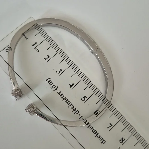 Elegant Silver Bracelet with Cz - Picture 4 of 5